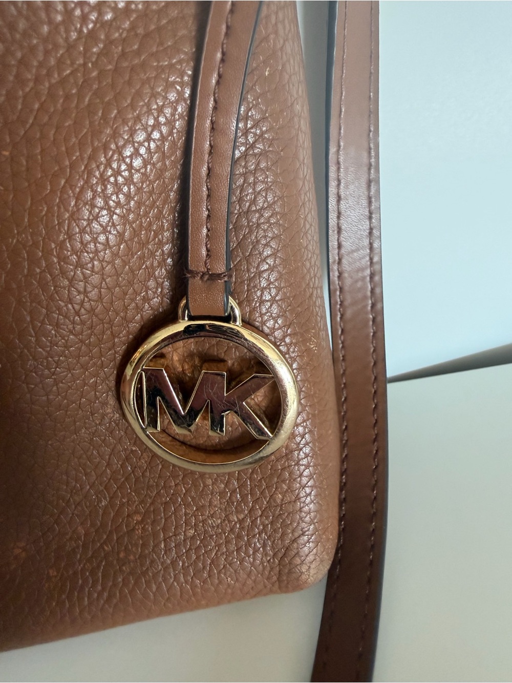 Michael Kors Cognac Pebbled Leather Crossbody Bag Gold Hardware - Picture 3 of 6